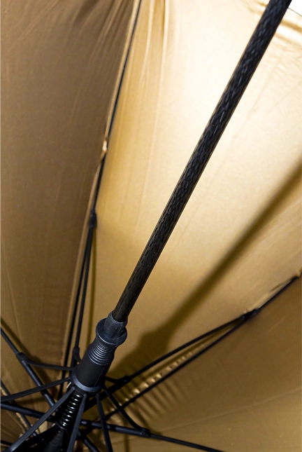 GMG6017 Wubzy Golden Black umbrella 27"