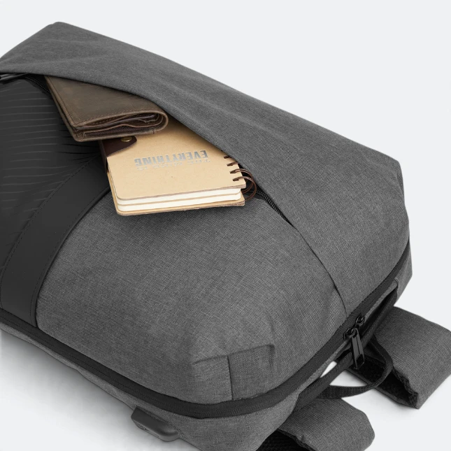 Gbm9006 jexo laptop backpack grey front pocket view