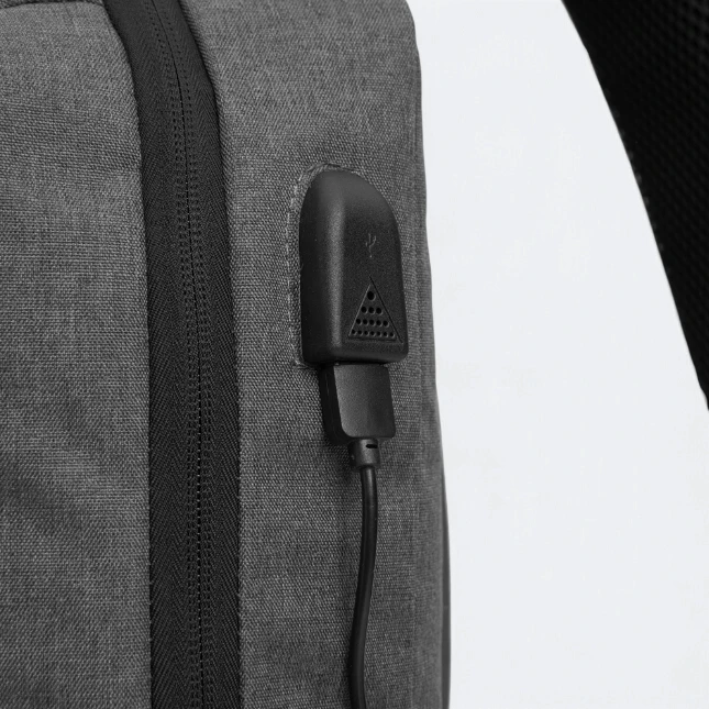 Gbm9006 jexo laptop backpack grey usb port view