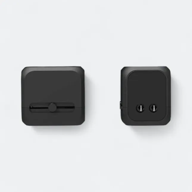 GTT4005_Adaro_Travel_Adapter_Black_6 Gtt4005 adaro trioport travel adaptor