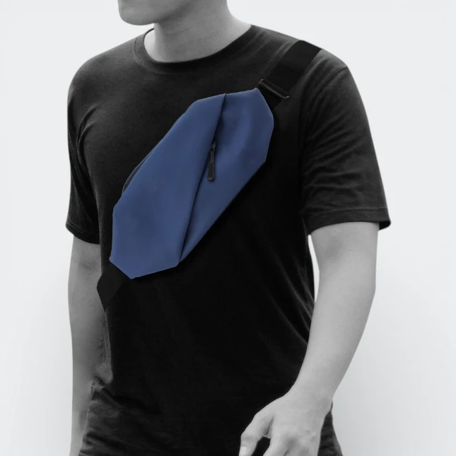 GIH4601_Otis_Crossbody_Sling_Bag_With_Model GIH4601 Otis Crossbody Sling Bag