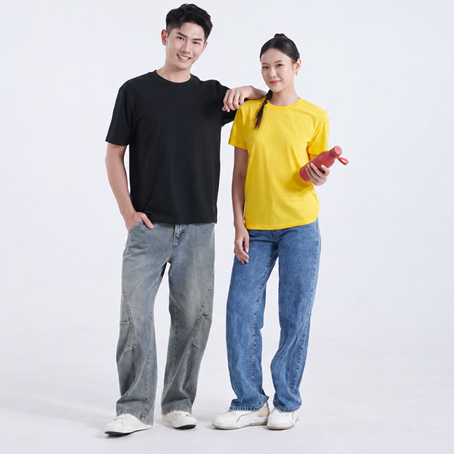 AX01 Axton CVC Cotton Round Neck Basic T-Shirt Series Ax01 axton cvc cotton round neck basic t-shirt worn by model