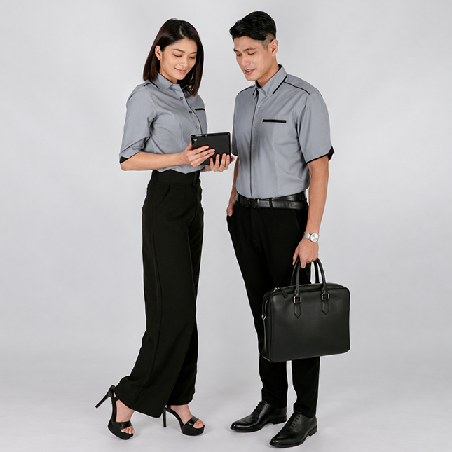 F117 corporate uniform female 3/4 sleeve hidden pocket worn by model