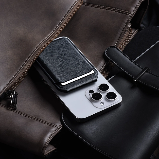 Gvg4365 solaris magnetic wallet stand with bag view