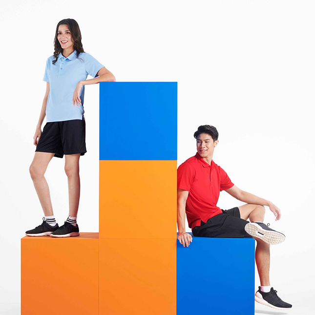 Qd06 quick dry short sleeve basic polo worn by model
