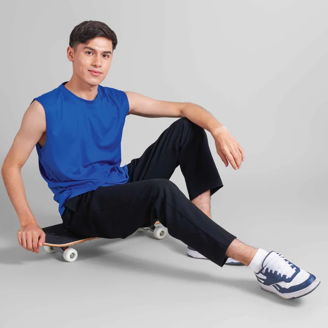 QD73 Quick Dry Tank Top Basic T-Shirt Model 1 Qd73 quick dry tank top basic t-shirt worn by model