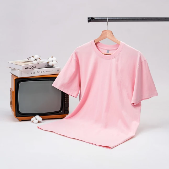 Rn60 combed cotton (190gsm) short sleeve basic t-shirt worn by model