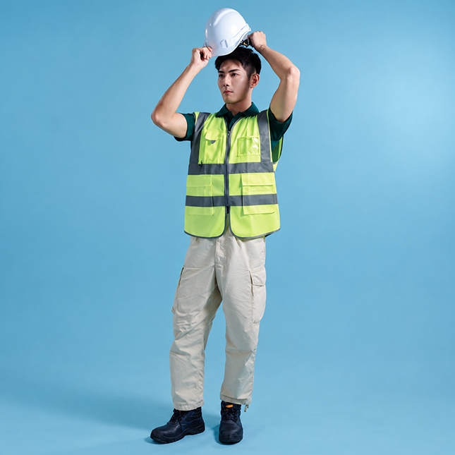 VT04 Sleeveless Safety Vest with Zip and Pockets Model 2 Vt04 sleeveless safety vest with zip and pockets worn by model