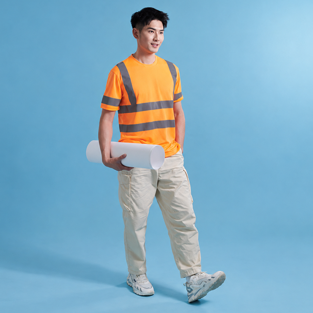 Vt05 short sleeve safety t-shirt with reflective tape worn by model
