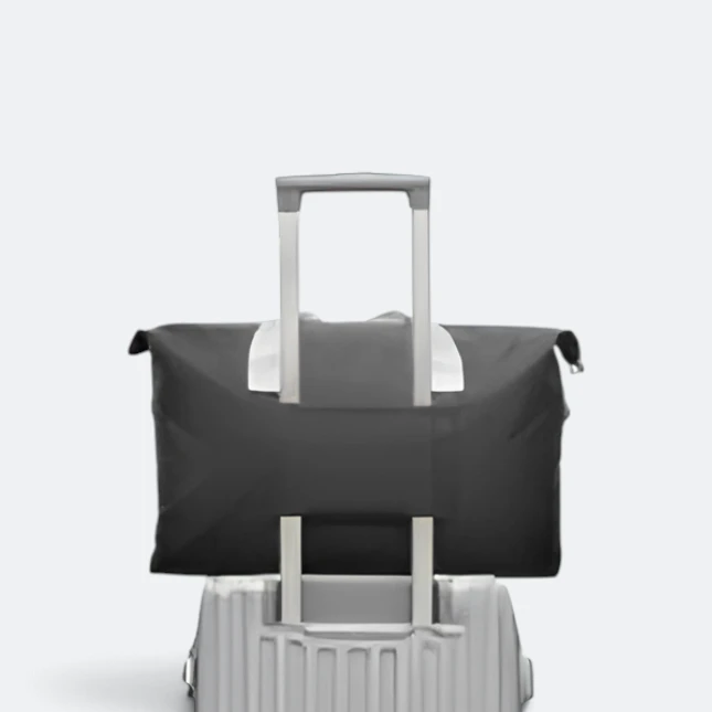 Gbm9013 dreno foldable duffle bag black on trolley view