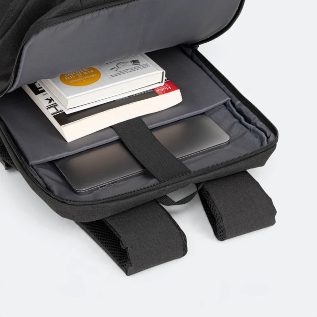Gbm9018 nypo laptop backpack laptop compartment view