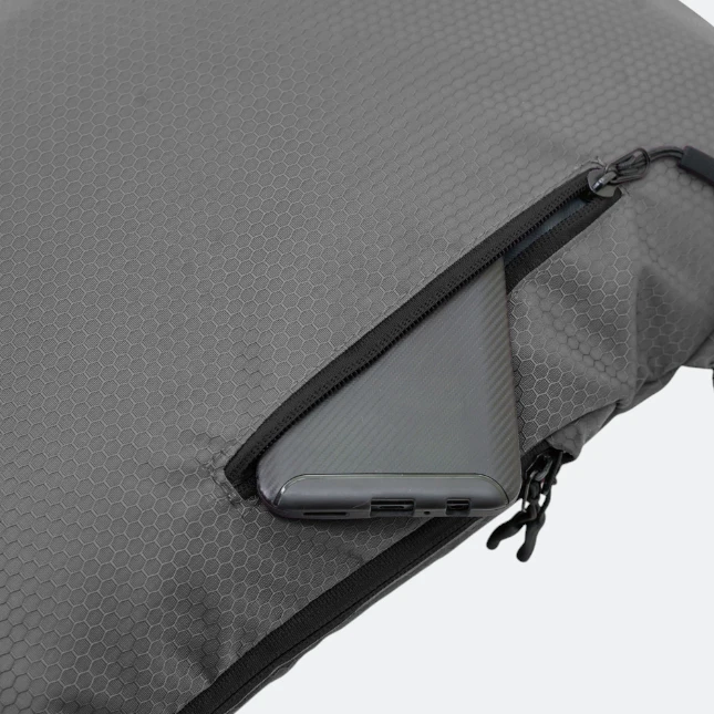 Gbm9019 plevo backpack grey phone pocket view