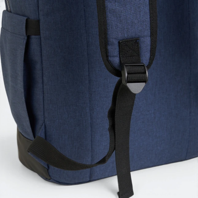 Gbm9024 floxo backpack strap buckle view