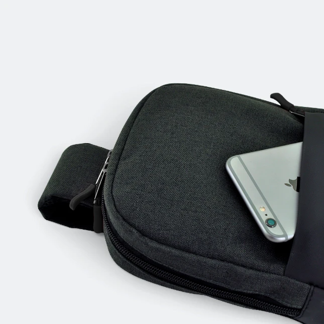 Gbm9031 brixa sling bag front pocket view