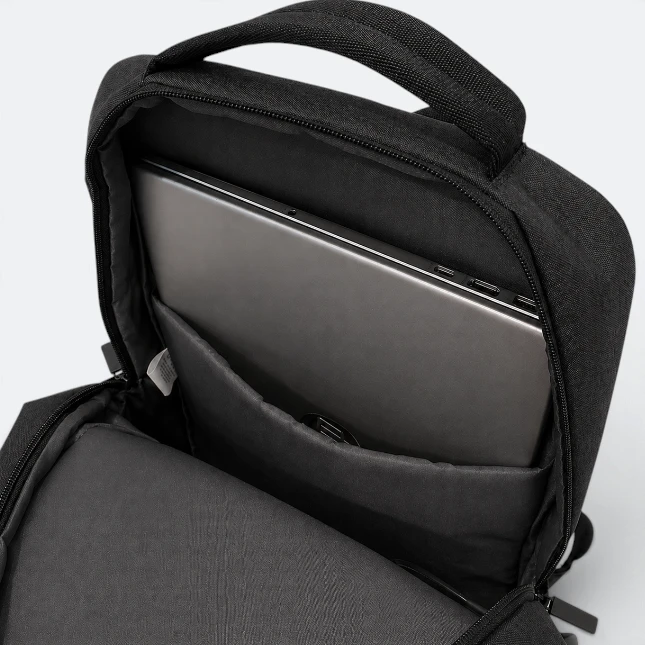 GBM9040 Slinko Laptop Backpack Black Laptop Compartment Gbm9040 slinko laptop backpack black laptop compartment view