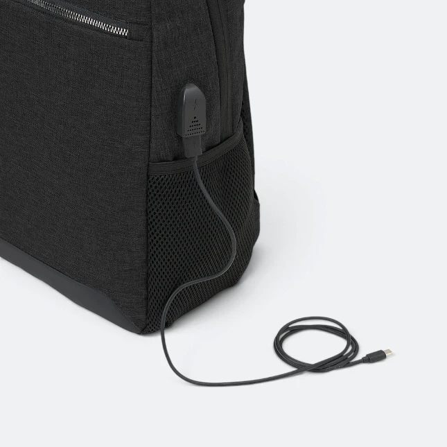 GBM9041 Kravo Laptop Backpack Black USB Port Gbm9041 kravo laptop backpack black usb port view