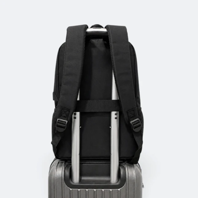 Gbm9042 quadzo laptop backpack on trolley view