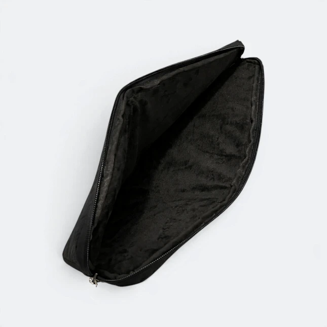 GBM9048 Puffo Laptop Sleeve Black Open Gbm9048 puffo laptop sleeve black open view