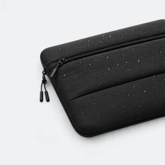 GBM9048 Puffo Laptop Sleeve Black Water Repellent Gbm9048 puffo laptop sleeve black water repellent view