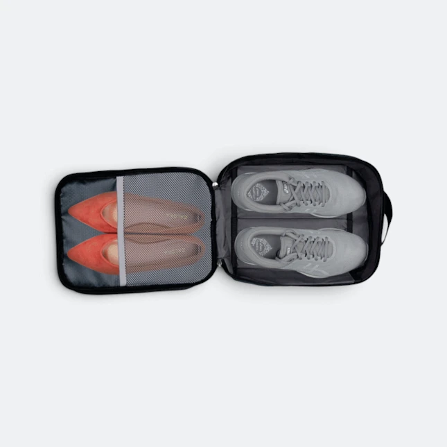 Gih4615 dash triple tier shoe bag with shoes view